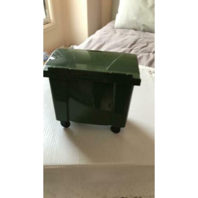 Afvalcontainer voor een poppenhuis