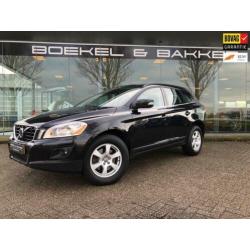 Volvo XC60 2.4 D5 AWD Momentum Geartronic - Navigatie - Trek