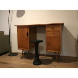 Grappig vintage / retro bureautje