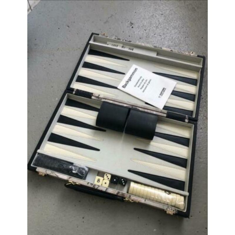 Nieuwe leren backgammon speelkoffer