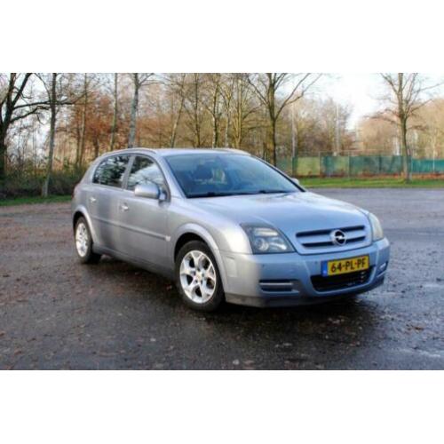 Opel Signum 2.2 16V AUT 2004 Grijs