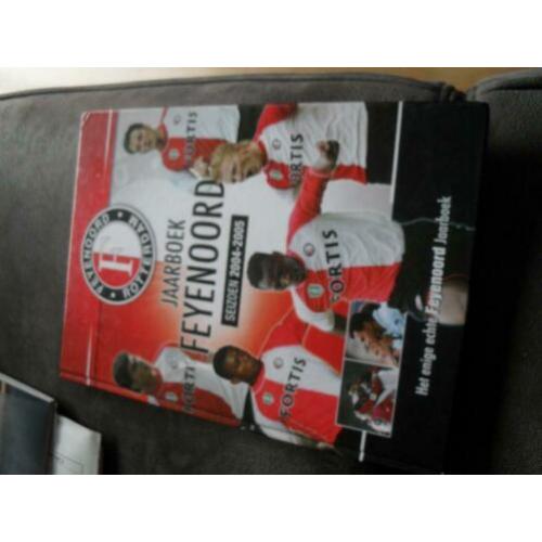Jaarboek feyenoord rotterdam seizoen 2004/2005