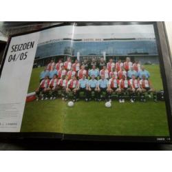 Jaarboek feyenoord rotterdam seizoen 2004/2005