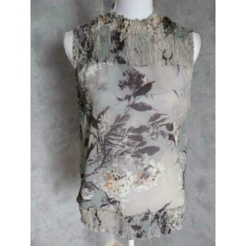 Elegante top van Studio Mo maat S.