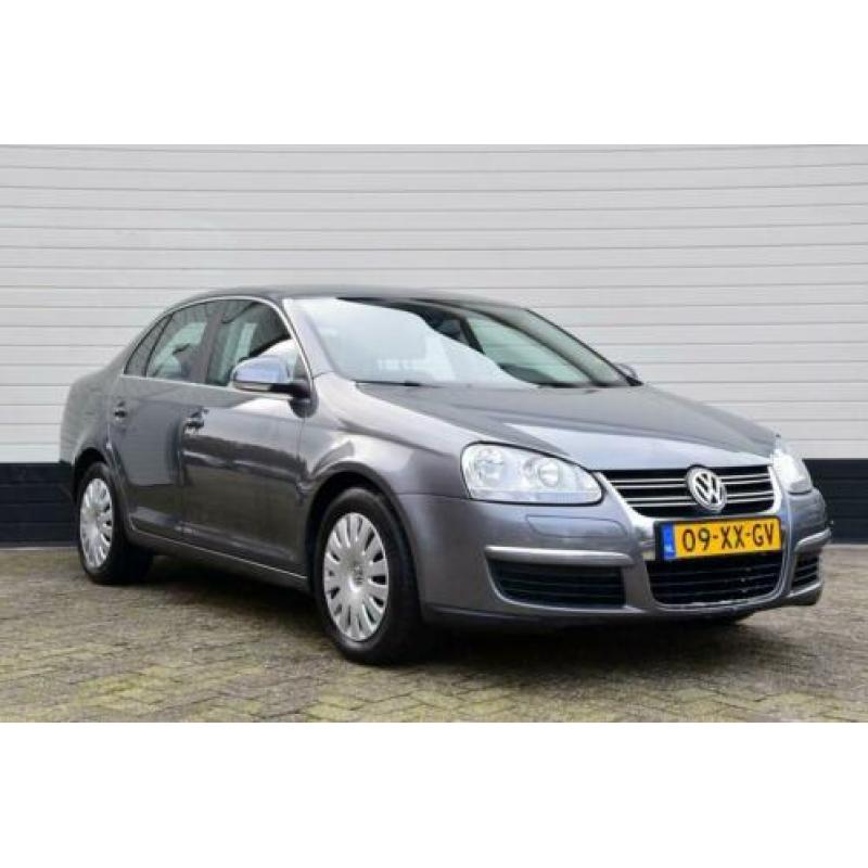Volkswagen Jetta 1.9 TDI Comfortline Business * CLIMATE CONT