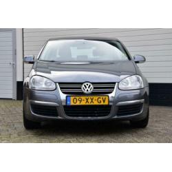 Volkswagen Jetta 1.9 TDI Comfortline Business * CLIMATE CONT