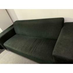 Te koop 2 banken en 1 poef !!