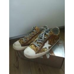 Golden goose
