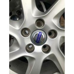 Volvo (V70-S80) Pandora velgen. Origineel. 17"