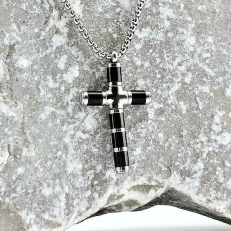 Ketting en Kruis in Roestvrij staal Zilver-Zwart. Nr.1901381