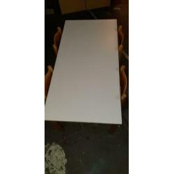 Schilte lage 402 B2 groepstafel (120x60) met 4 stoelen