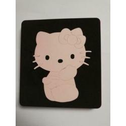 4 stansen snijmallen van Sizzix hello kitty
