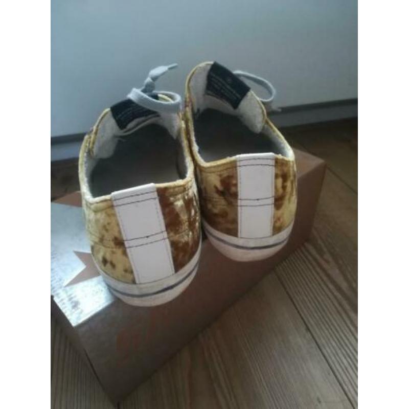 Golden goose