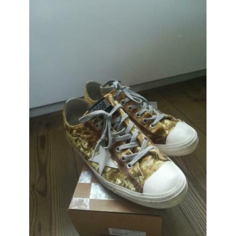Golden goose