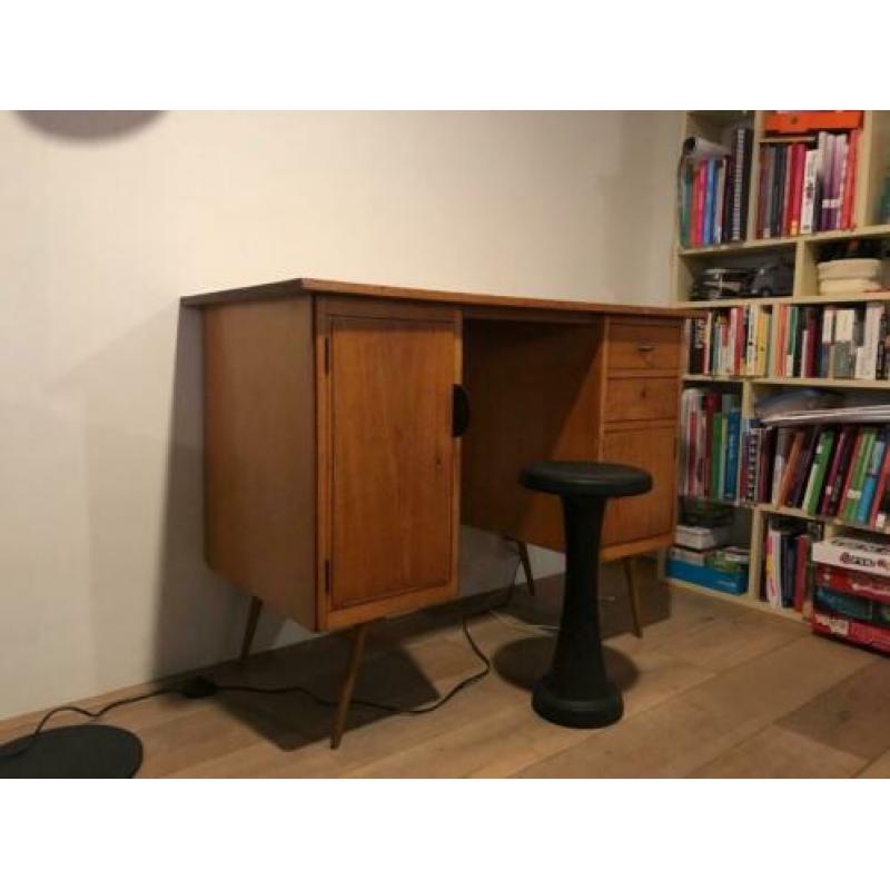 Grappig vintage / retro bureautje