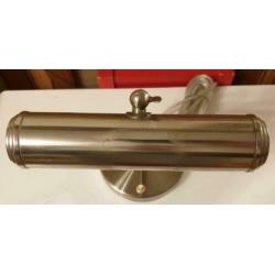 Vintage bureaulamp of notarislamp op voet.