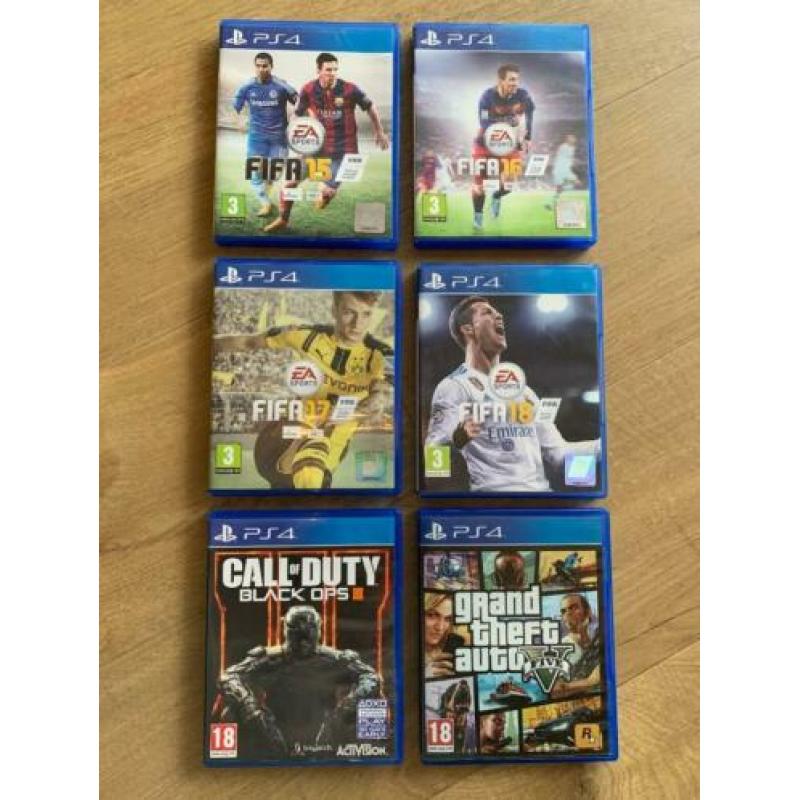 PlayStation PS4 diverse games spellen GTA Black Ops FIFA 18