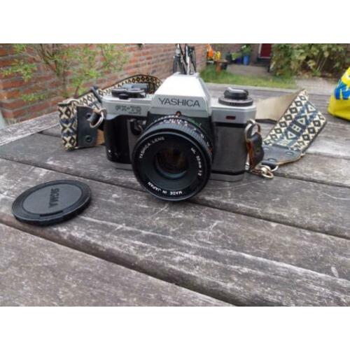Yashica fx-70 quartz vintage camera fototoestel