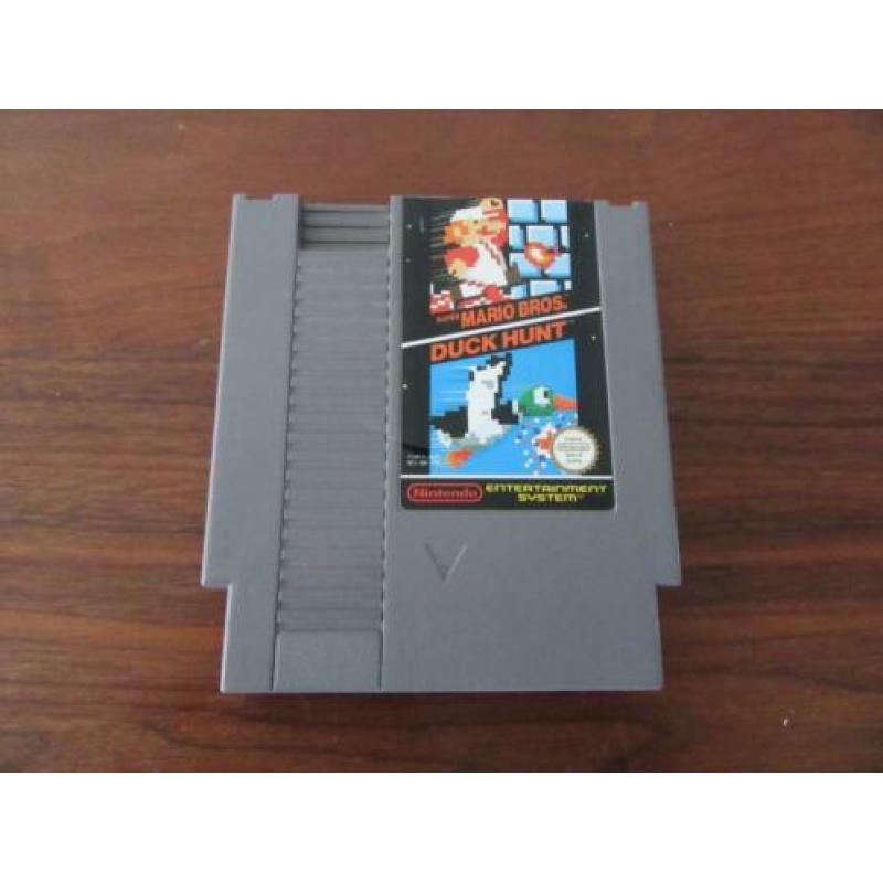 Nintendo NES Duck Hunt met Zapper pistool