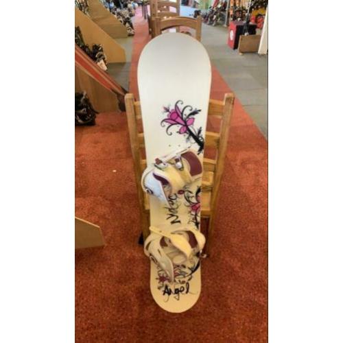 Dames Snowboard Nidecker 139cm incl bindingen