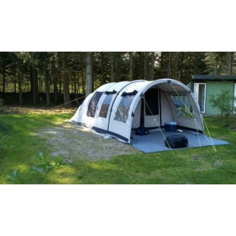 Vrijbuiters Tannon 320 deluxe
