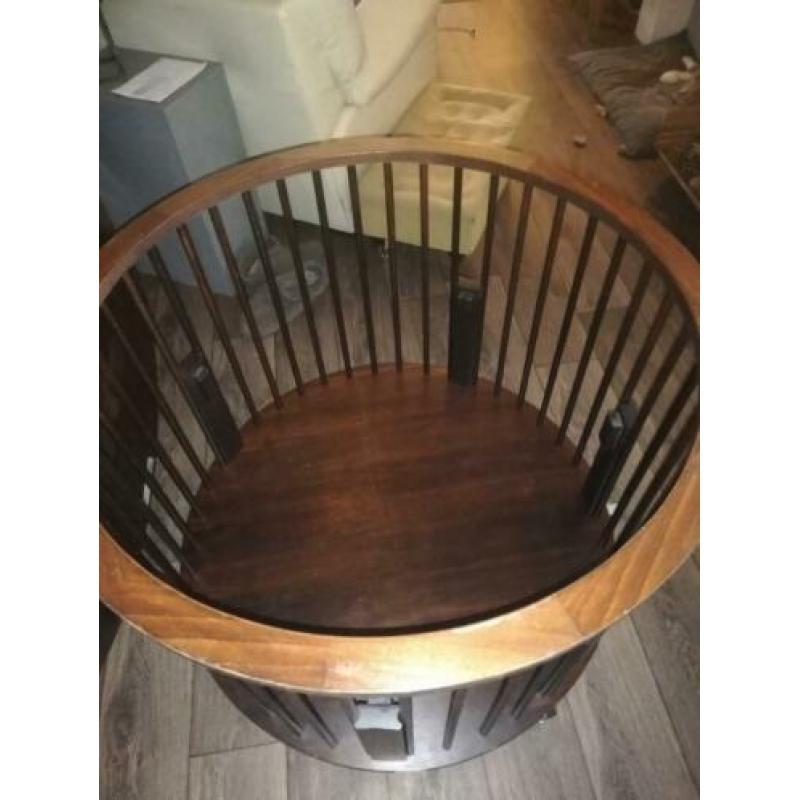 Box - Bopita ronde houten baby box op wieltjes - 2 niveau's