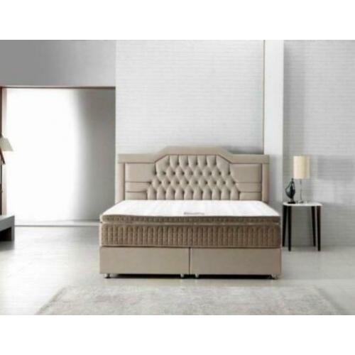Boxspring | Royal King | Gecaptioneerd | Matras | Compleet