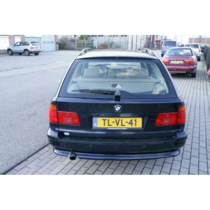 BMW 5-serie Touring 520i AUT Xenon Leer M APK