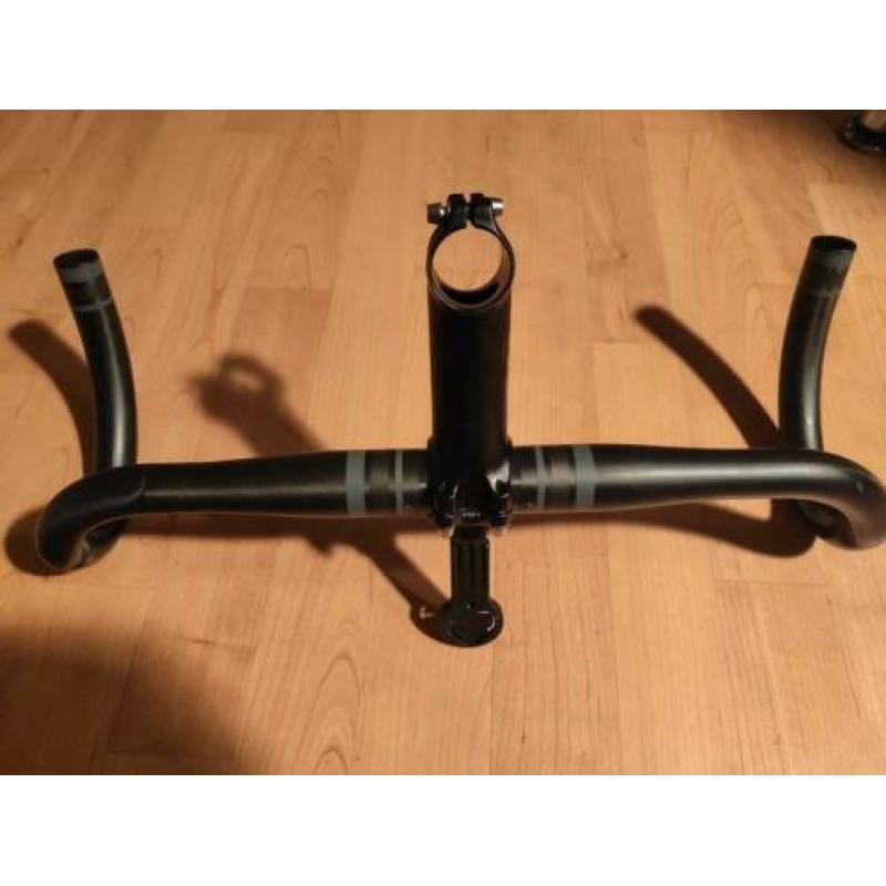 Te koop: Cannondale stuur (carbon) en stuurpen