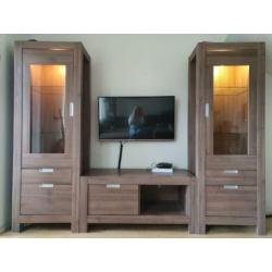Complete woonkamer donker eiken Wandkast/Eettafel/Salontafel