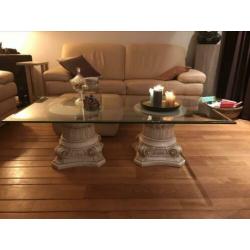 Glazen salontafel met romeinse poten