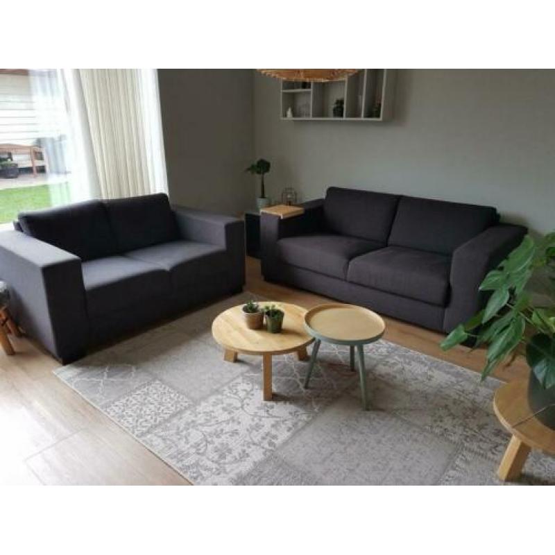 Mooi antraciet bankstel