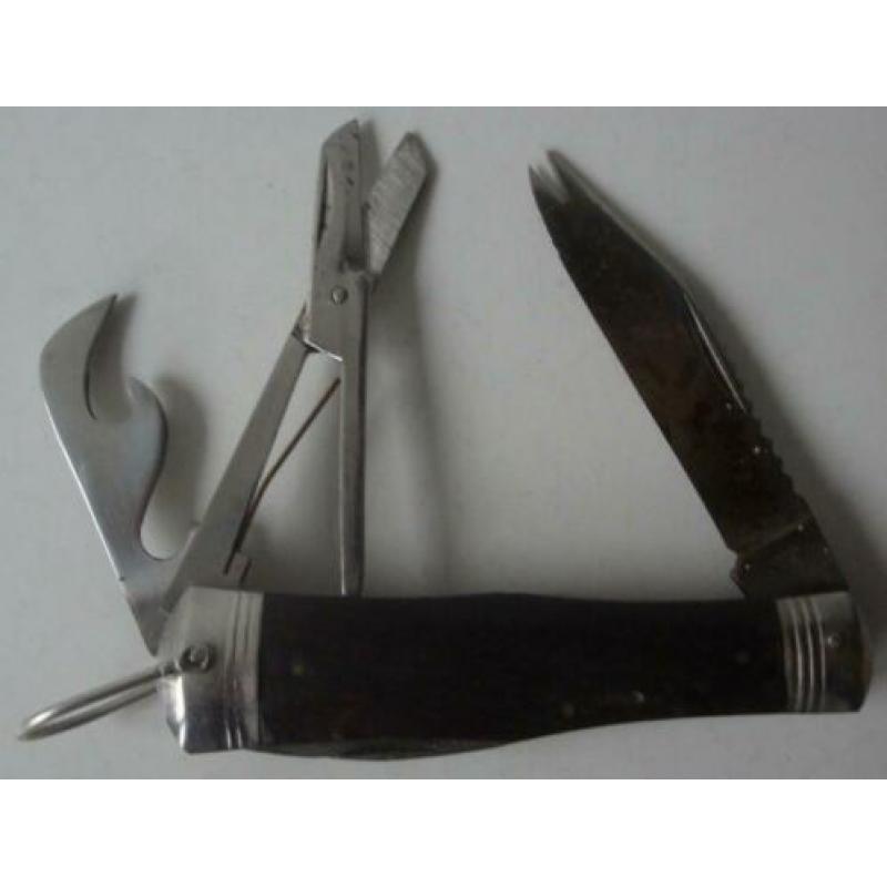 Zakmes met vele functies, dicht 11 cm lang, open 20 cm