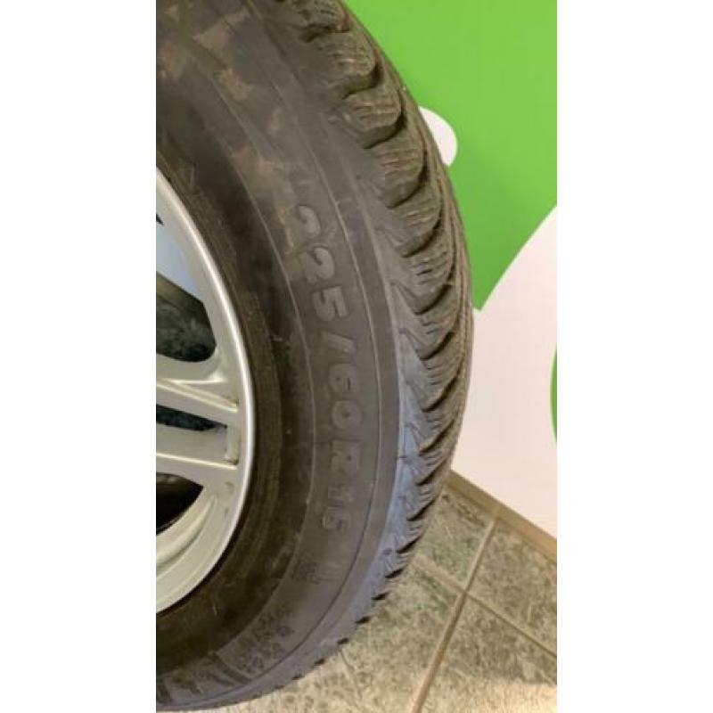 Dezent winterbanden met velg 16”