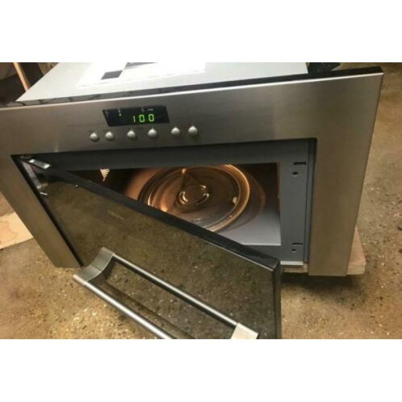 Pelgrim Inbouw Magnetron Zo Goed Als Nieuw Met Draaiplateau!