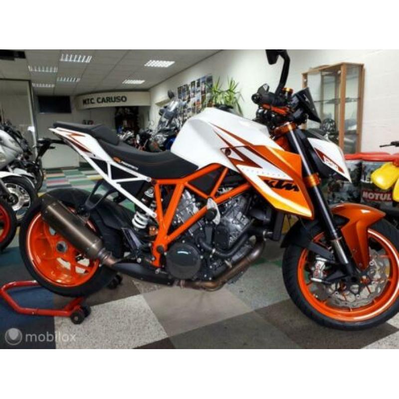 KTM 1290 SuperDuke R SE Special Edition met KTM garantie