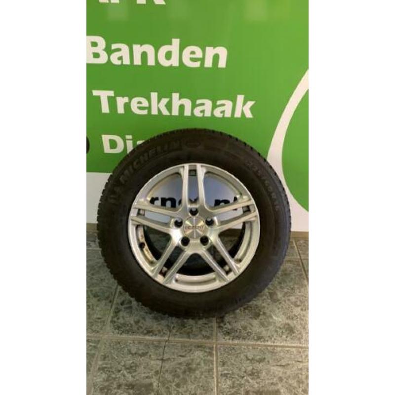 Dezent winterbanden met velg 16”