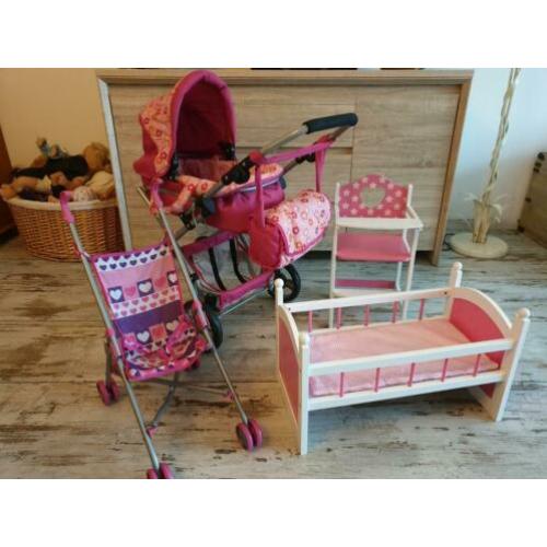 poppen set. poppenwagen, buggy, bedje en kinderstoel