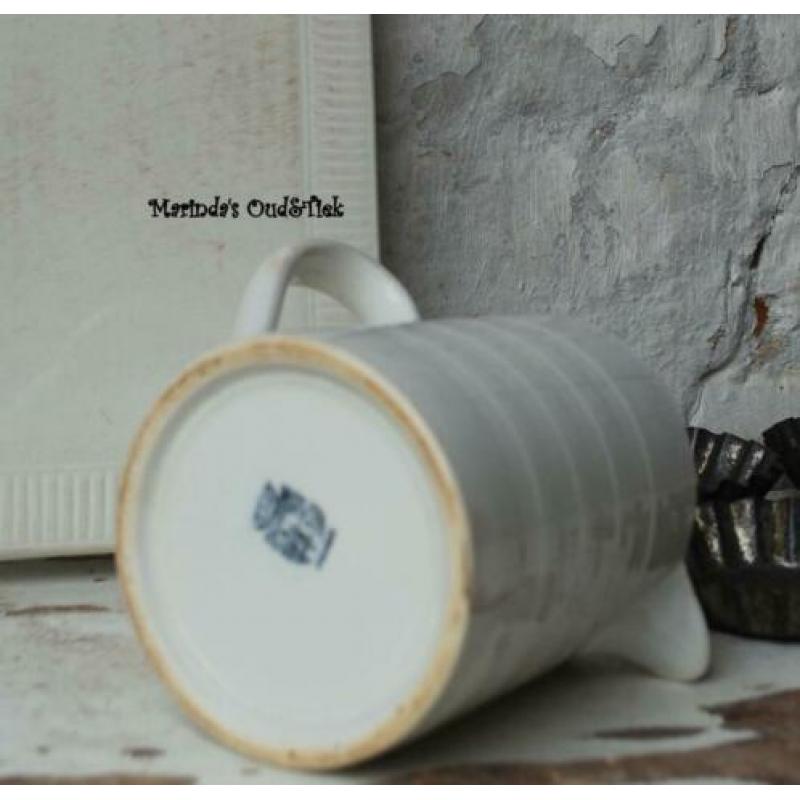 brocante oud Franse bandenkan off white ( kleinere maat )