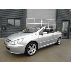 Peugeot 307 CC 2.0-16V Cabrio Airco Lederen Bekleding