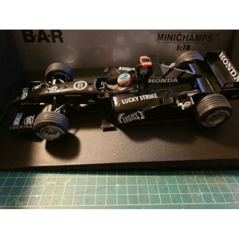 BAR 006 Button Winter test Minichamps 1:18