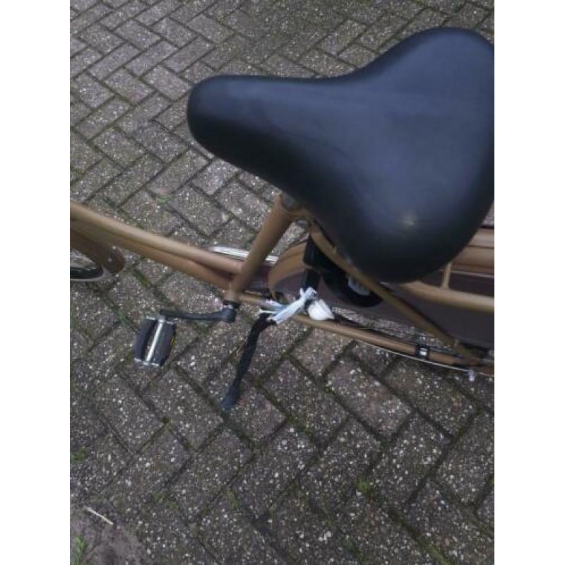 uion 28 inch goede dames fiets vraag prijs 85 op batterijen