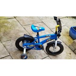 Kinderfiets met zijwieltjes