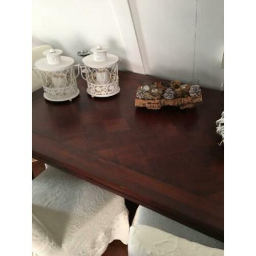 Super mooie eettafel van 1.60 meter Met ingelegd tafelblad