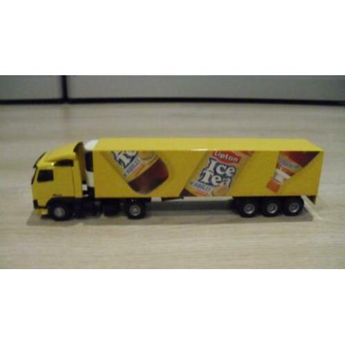 Te koop lion toys volvo fh12 lipton ice schaal 1:50
