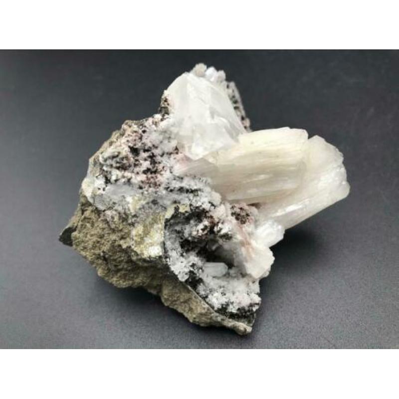 Zeoliet apofyliet okeniet stilbiet mineralen edelstenen gems