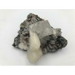 Zeoliet apofyliet okeniet stilbiet mineralen edelstenen gems