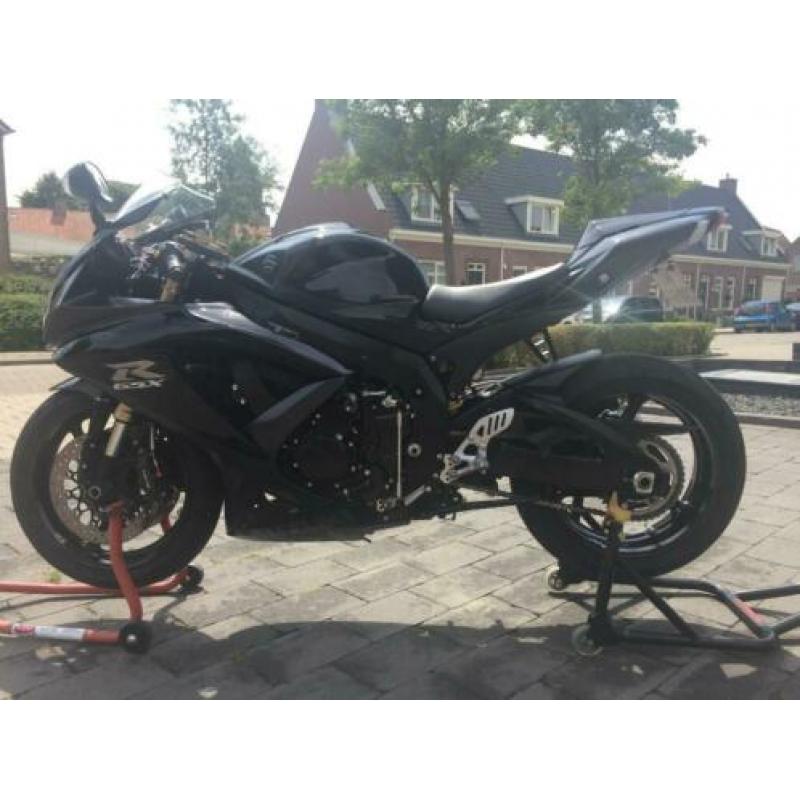 Suzuki GSX-R 600 K8 Yoshimura