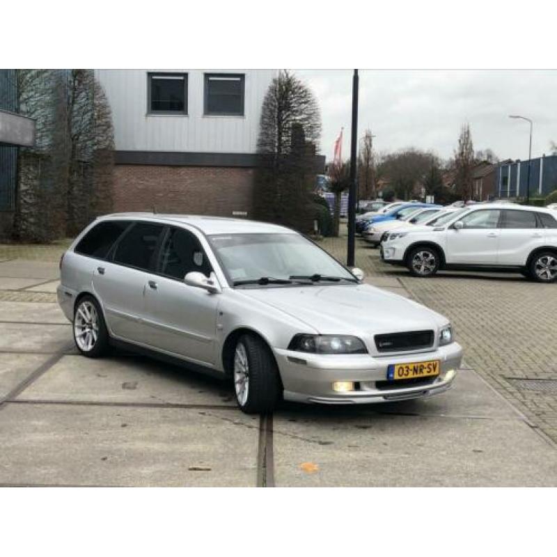 Volvo V40 2.0 T 2004 Grijs STAGE 1 TUNING MOOIE NETTE VOLVO
