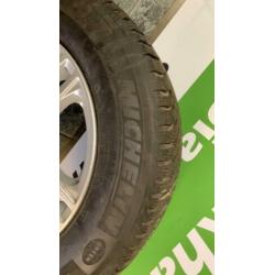 Dezent winterbanden met velg 16”